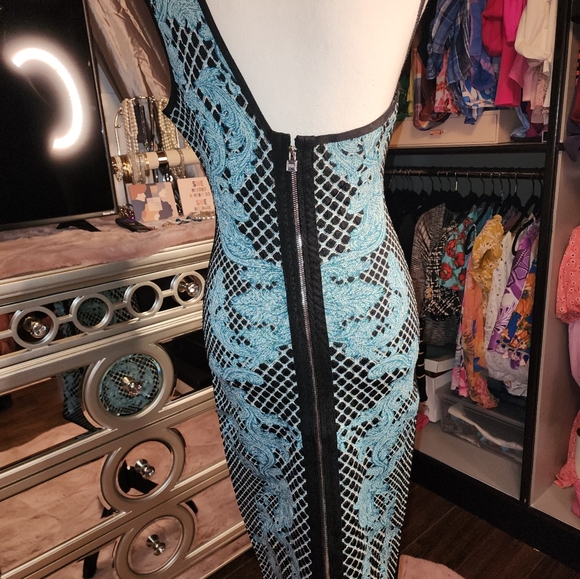 Herve Leger One Shoulder Turquiose and Black Bandeau Dress Size Medium - Picture 4 of 5